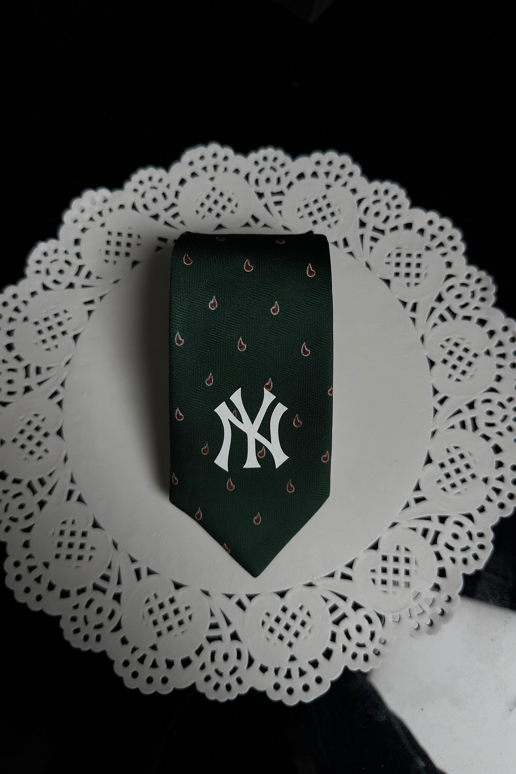 By Big Cozy X Liquid The Label Yankee Ties