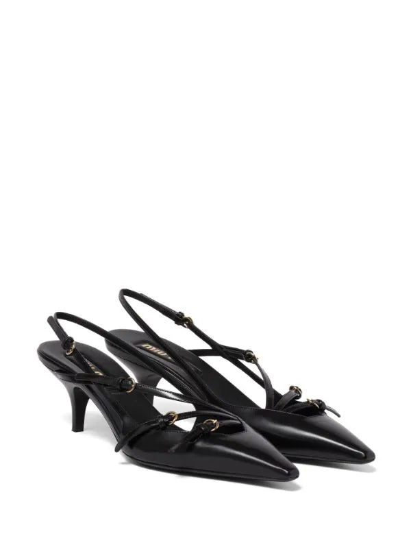 Escarpins à bride arrière en cuir verni noir (taille 39)