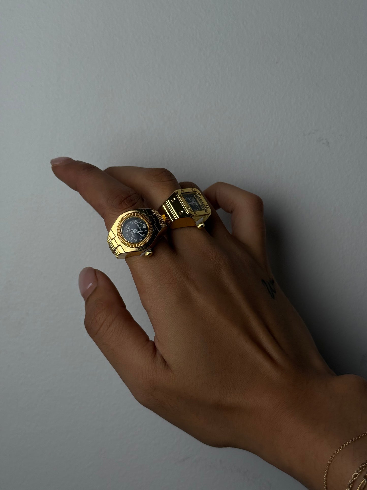 Retro Watch Ring - Gold/Silver