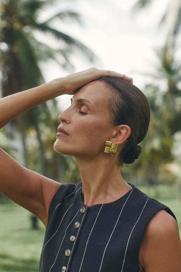 Boucle d'oreille tissée