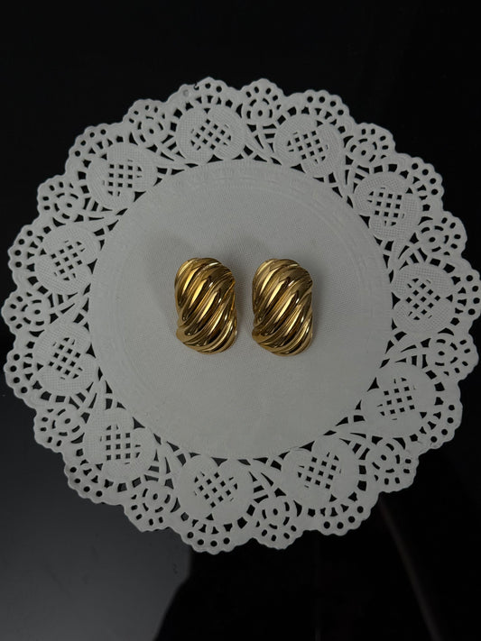 SS01 Gold Swirl Earrings *WATERPROOF & TARNISH-PROOF*