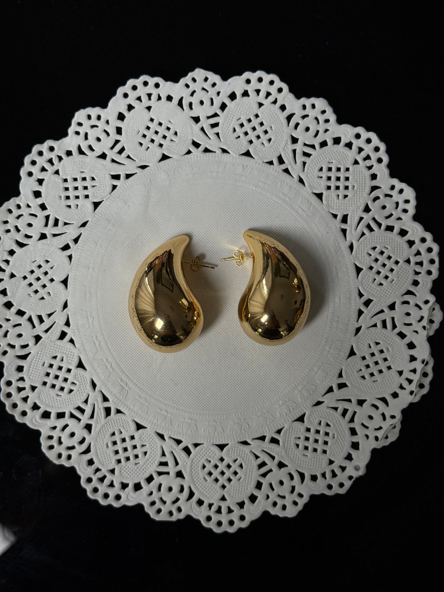 SS11 Large Raindrop Earrings