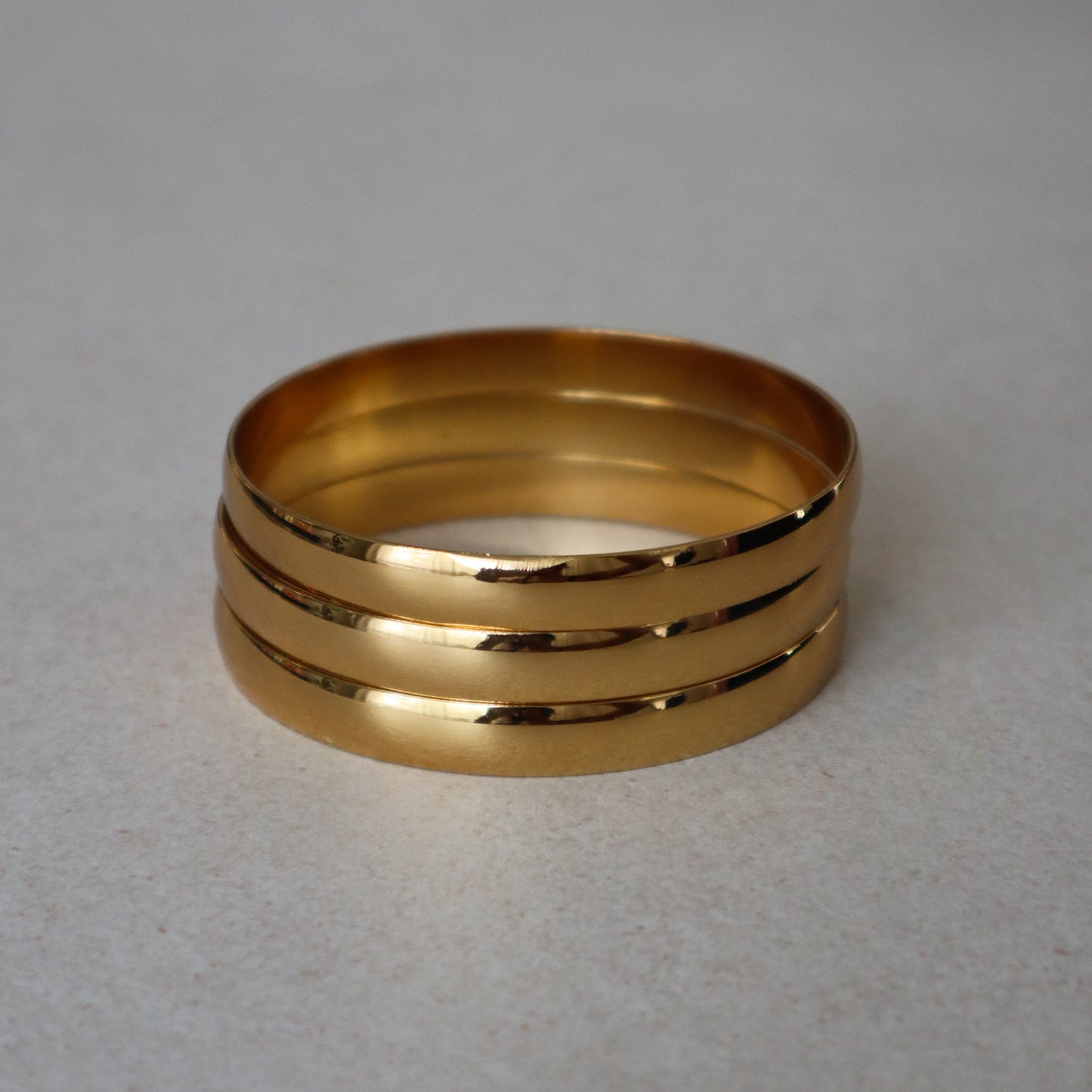 Bracelet fin empilable - Doré