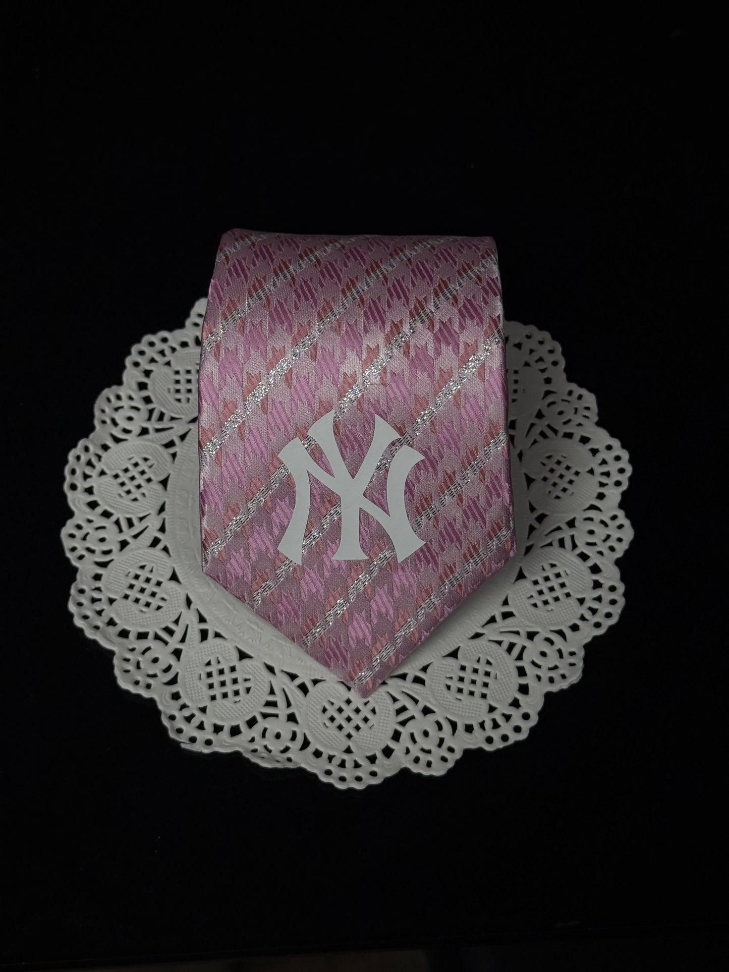 By Big Cozy X LTL Yankee Tie Drop 2