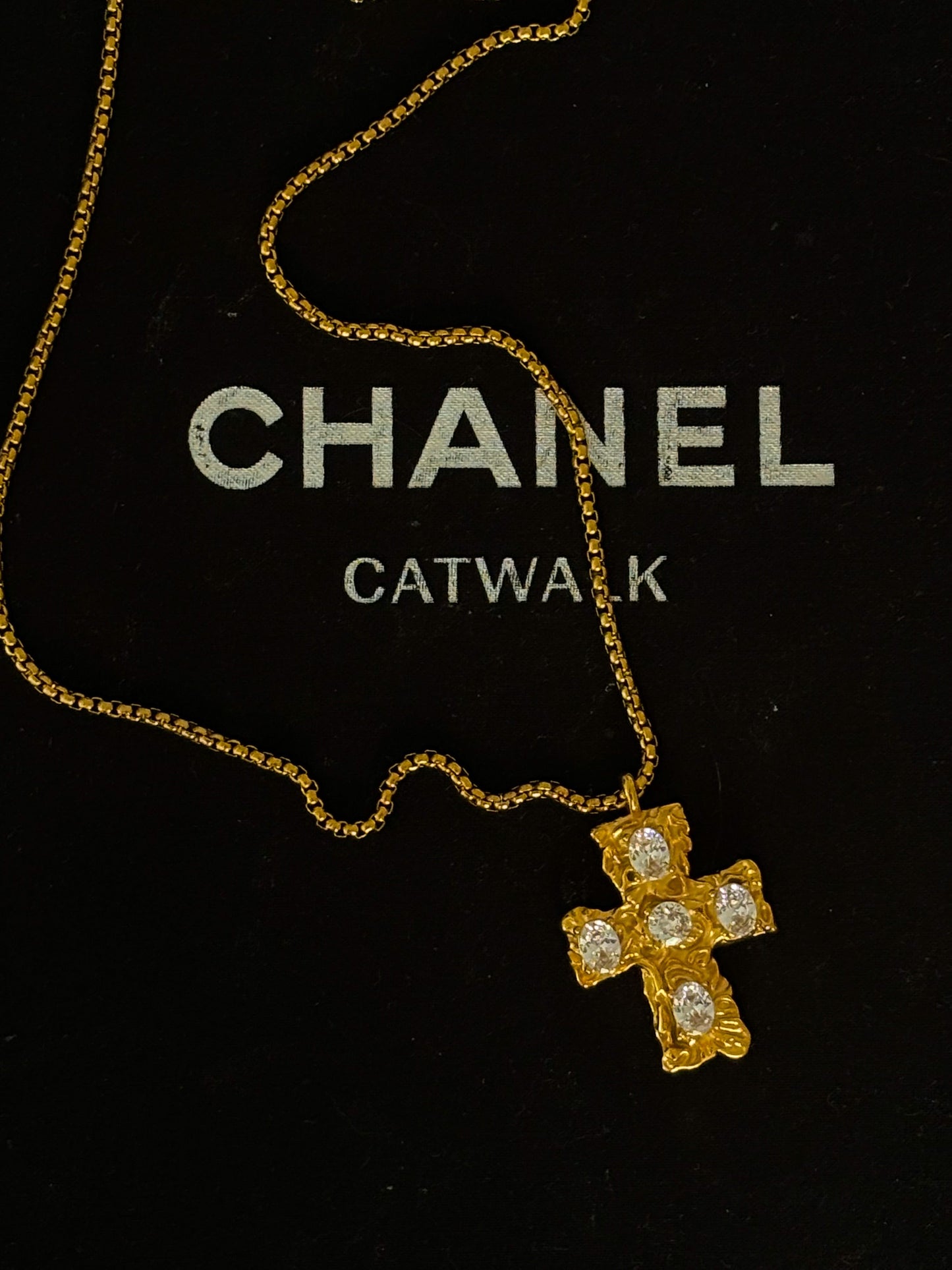 Melted Cross Chain