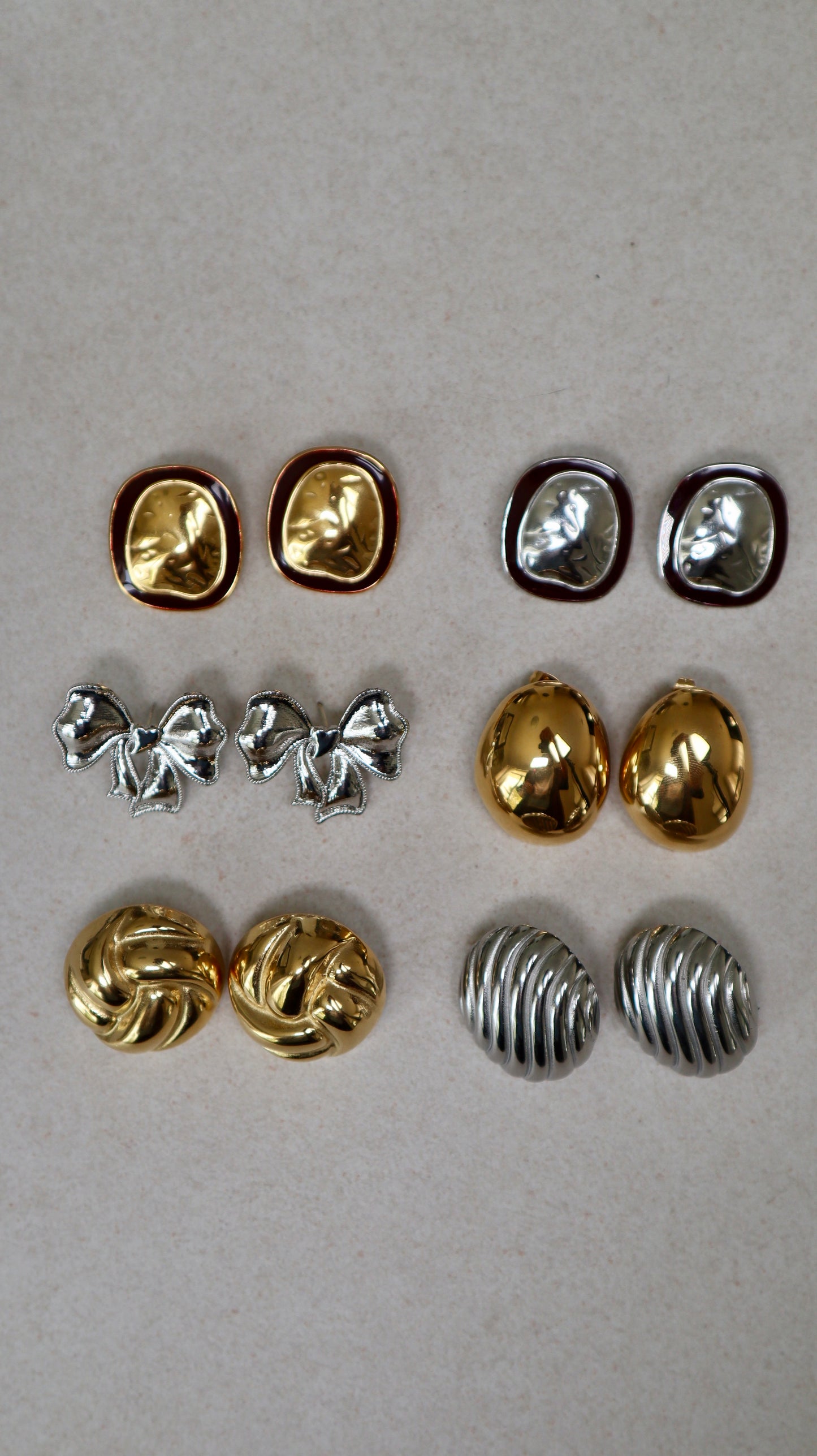 Boucle d'oreille sculptée - Argent