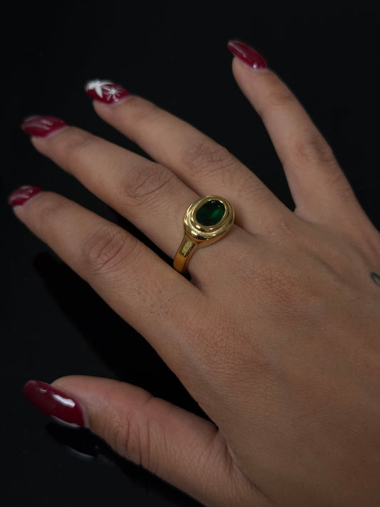 SS28 Emerald Oval Ring *WATERPROOF & TARNISH-PROOF*