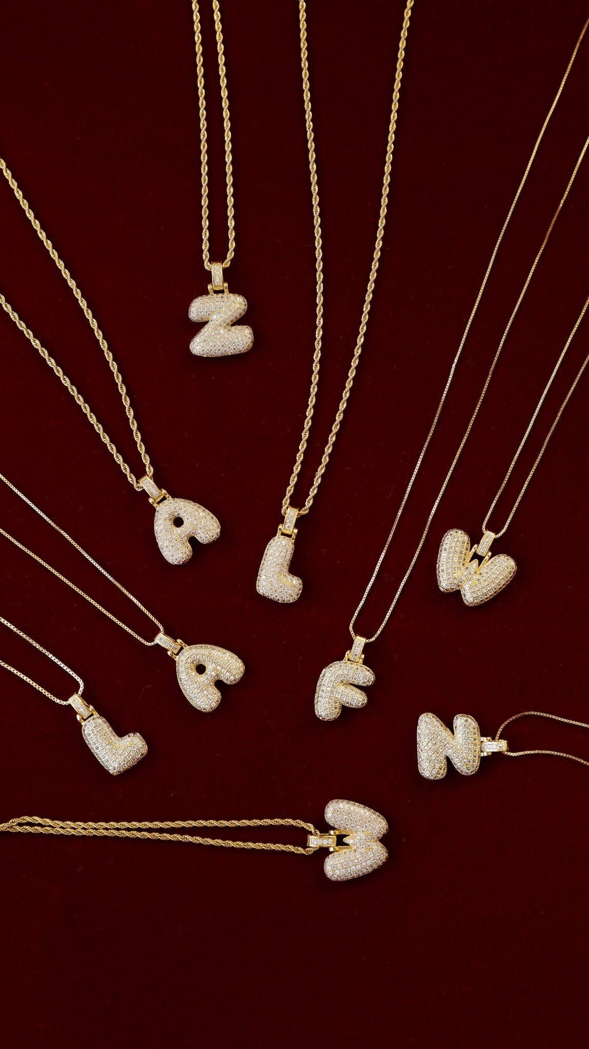 バブルイニシャルネックレス(カスタマイズ可能)- ゴールド