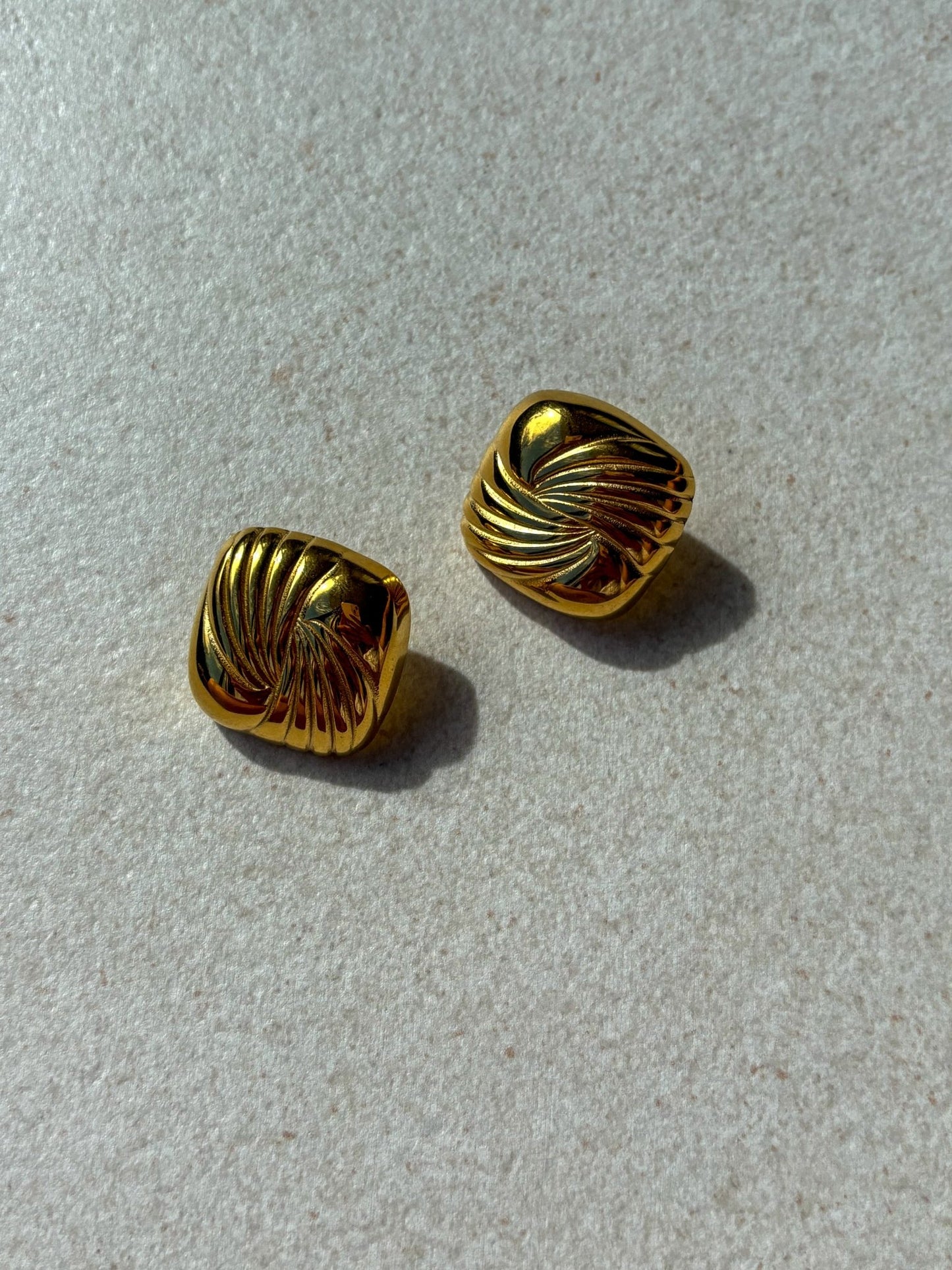 Nonna Earrings-Gold