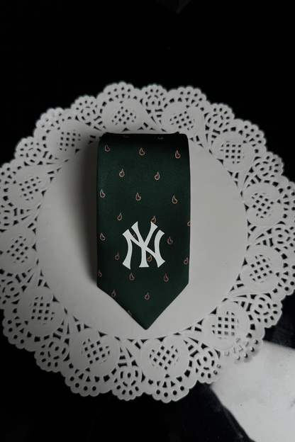 By Big Cozy X Liquid The Label Yankee Ties
