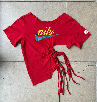 TIT4TATS Swoosh Fringe Tee (S)