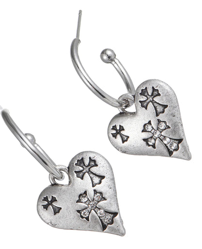Boucles d'oreilles en forme de cœur chromé