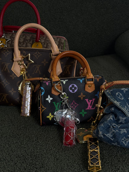 It-Girl Lipstick Holder Bag Charm - Silver Heart