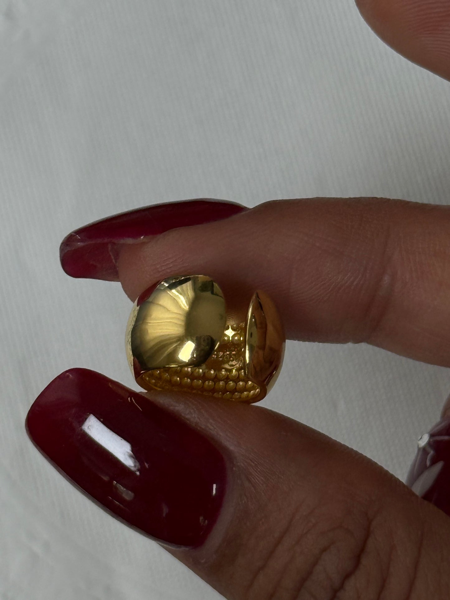 SS08 Gold Hypoallergenic Ear Cuff *WATERPROOF & TARNISH-PROOF*