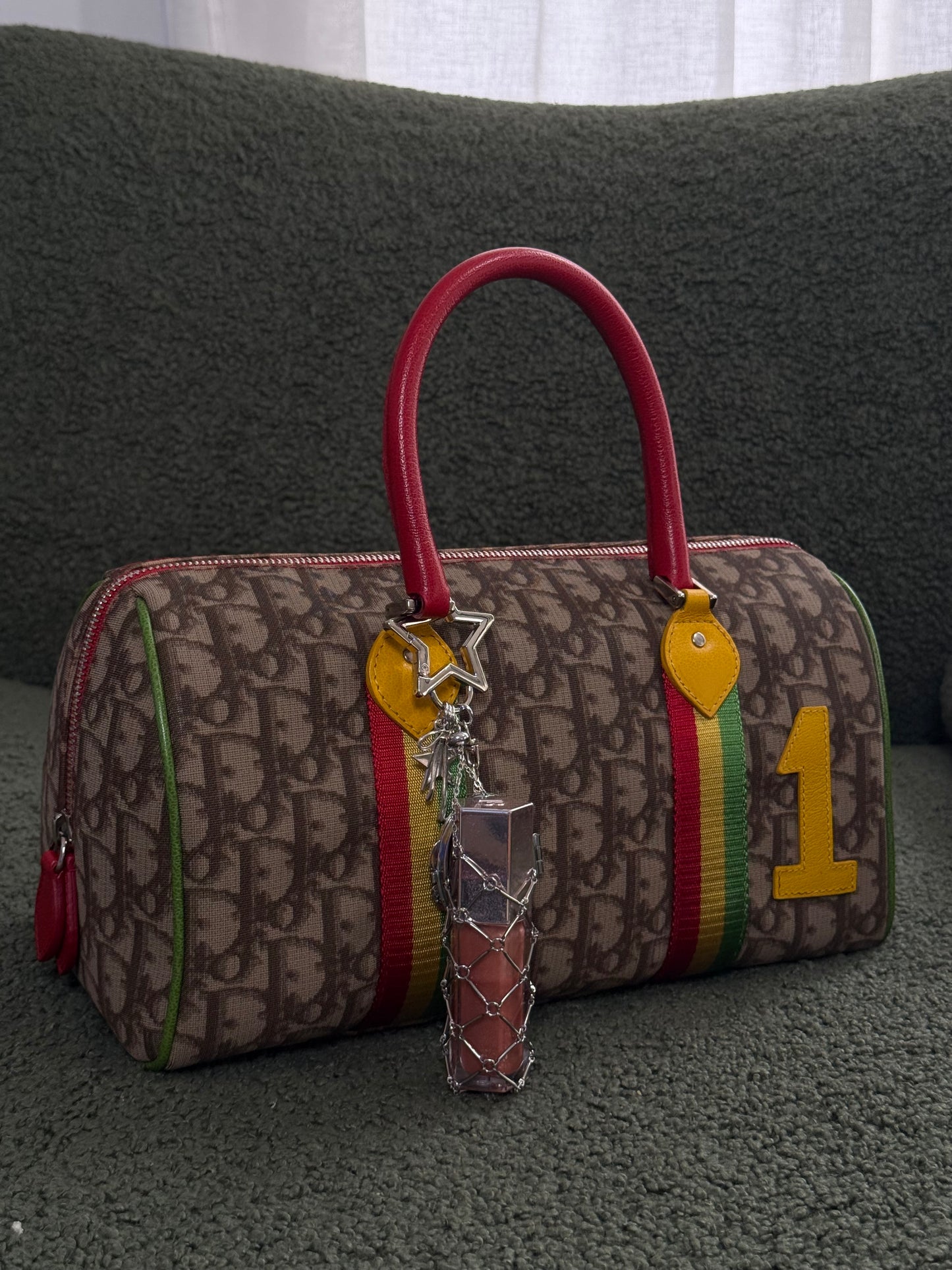 It-Girl Lipstick Holder Bag Charm - Silver Star