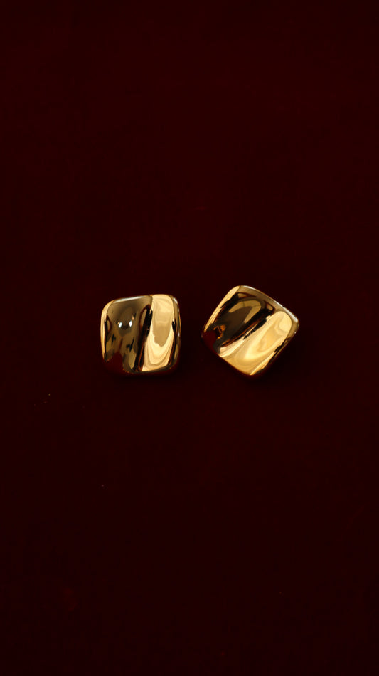 Fold Earrings-Gold