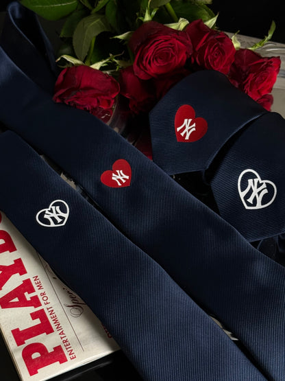 Yankee Stencil Heart Tie