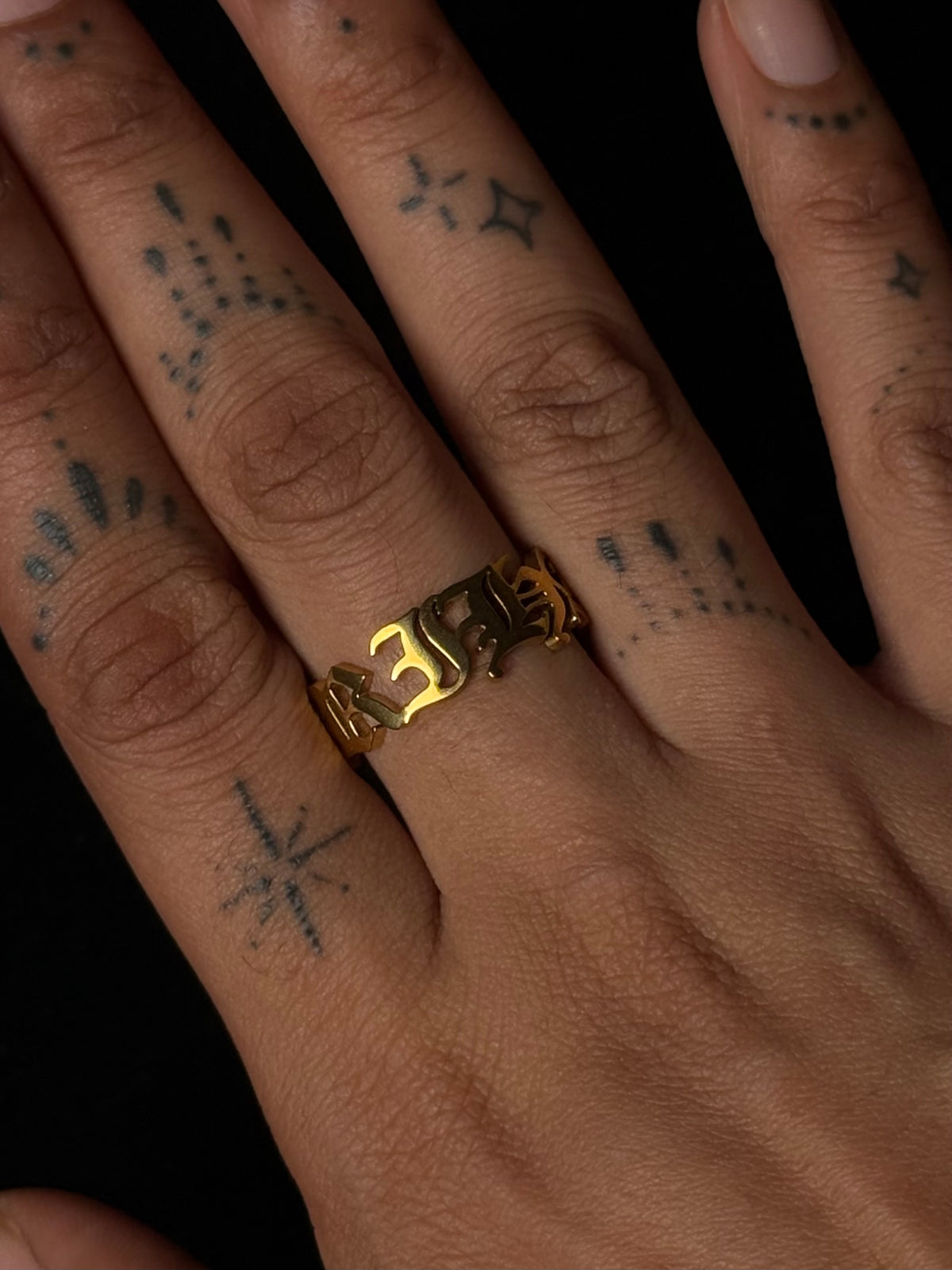 Personalised Custom Old English Name Ring - Gold