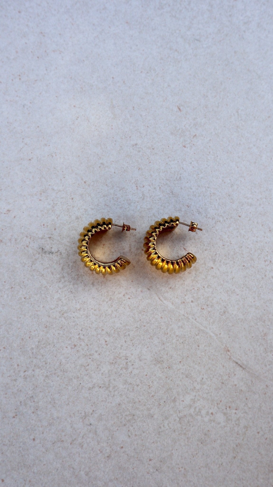 Chunky Grid Hoops - Gold