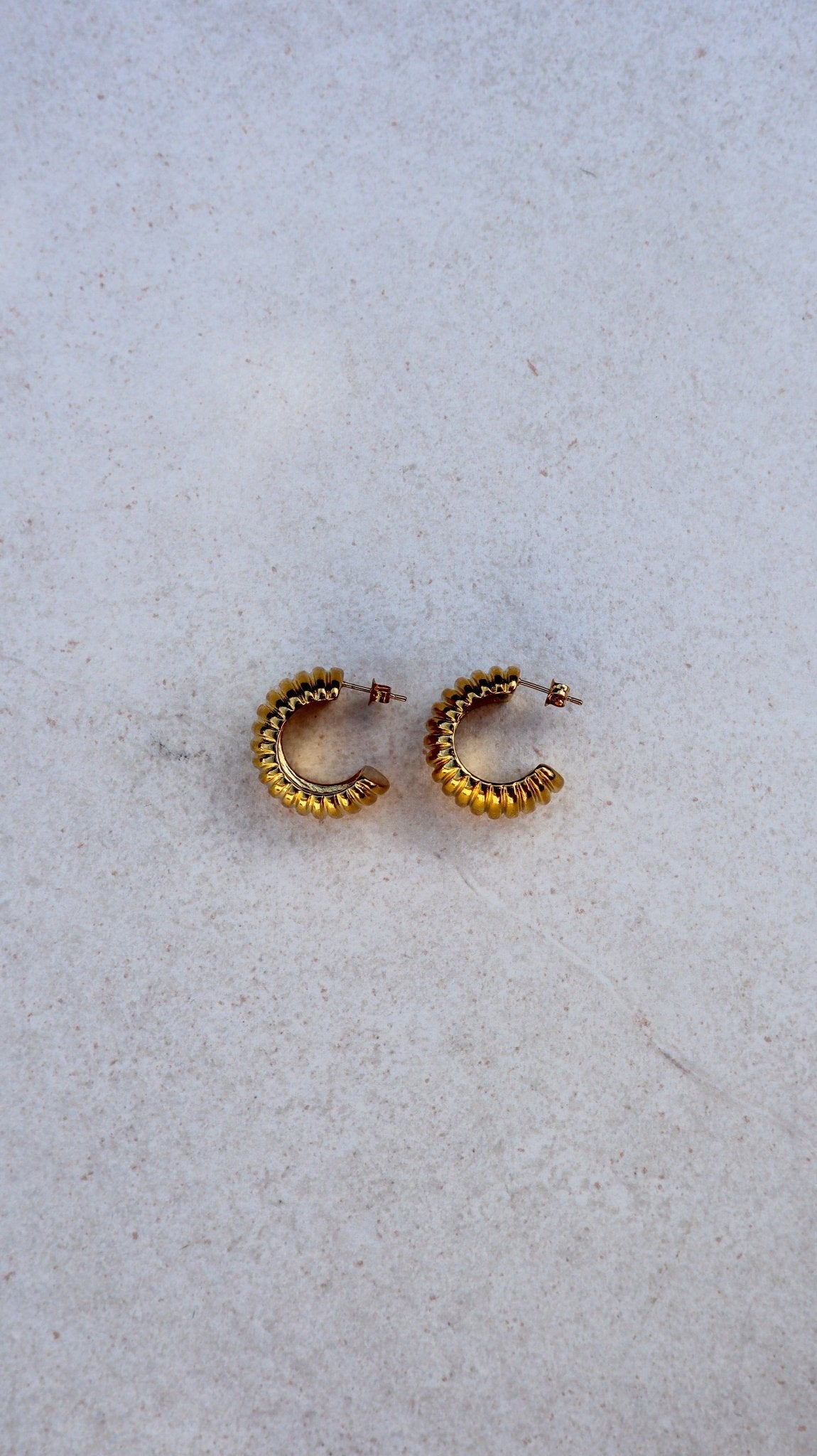 Chunky Grid Hoops - Gold