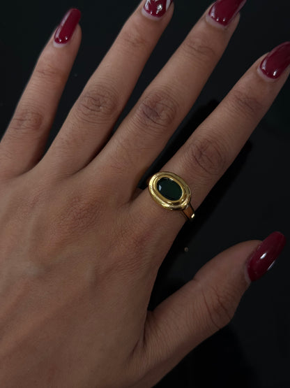 SS28 Emerald Oval Ring *WATERPROOF & TARNISH-PROOF*