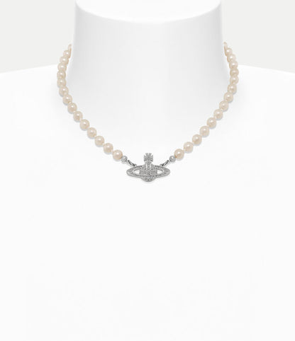 Saturn Pearl Choker