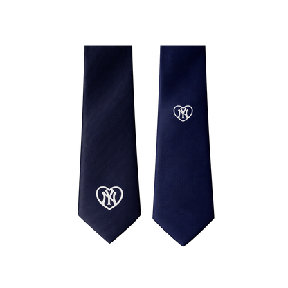 Yankee Stencil Heart Tie