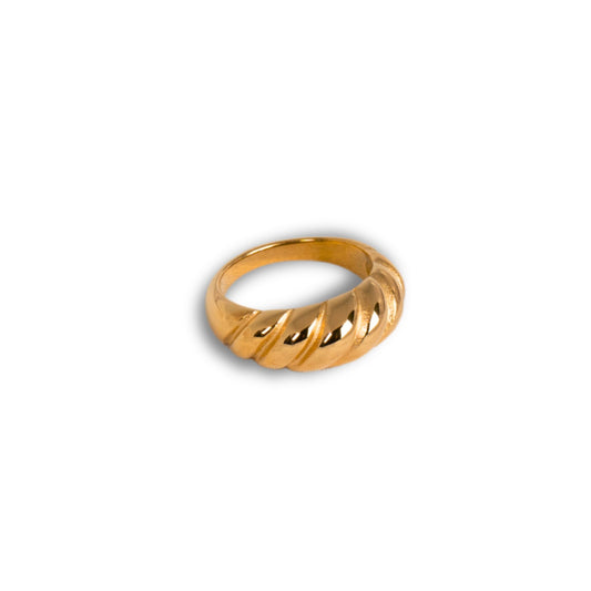 Croissant Ring-Gold